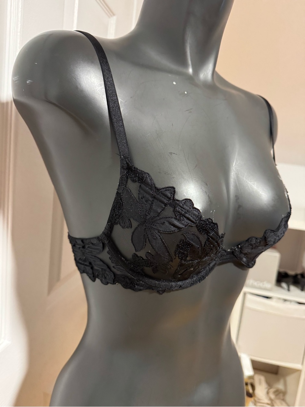 bra - Picture 2 of 4